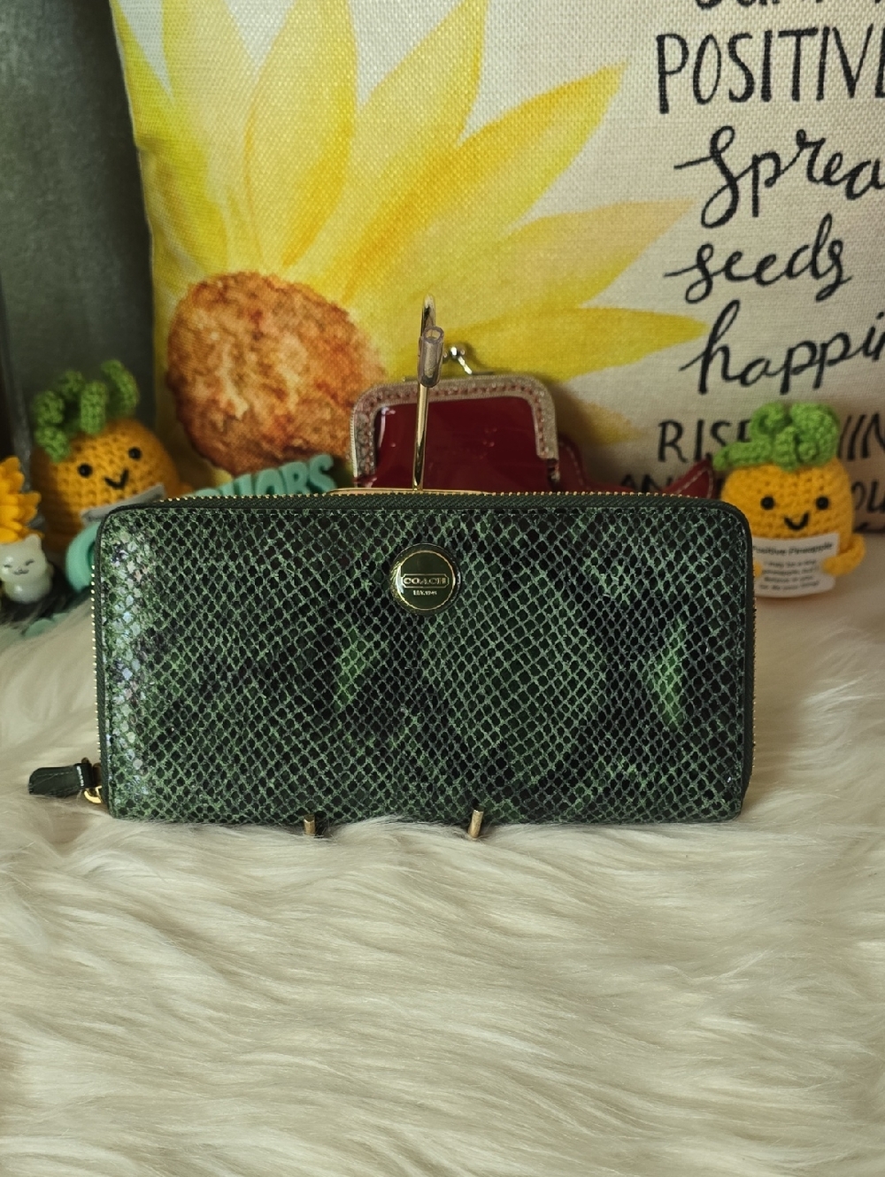 COACH Green Snake-Embossed Zip Around Wallet GUC